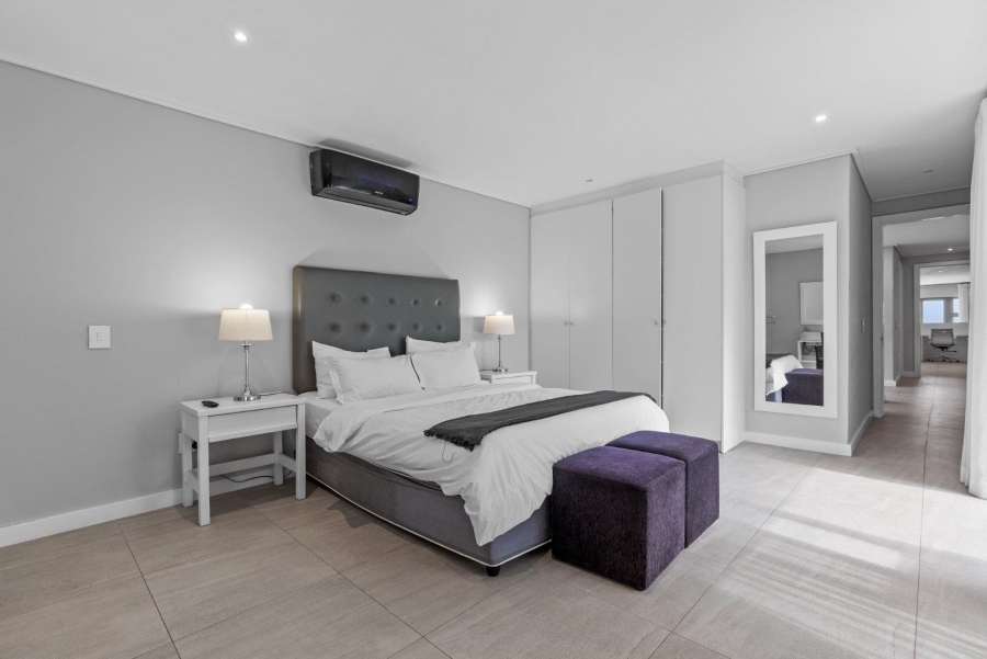 10 Bedroom Property for Sale in Camps Bay Western Cape